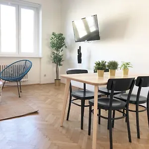 Bright, Lovely And Quiet At The Heart Of Vienna, Nachmarkt, Center Appartement